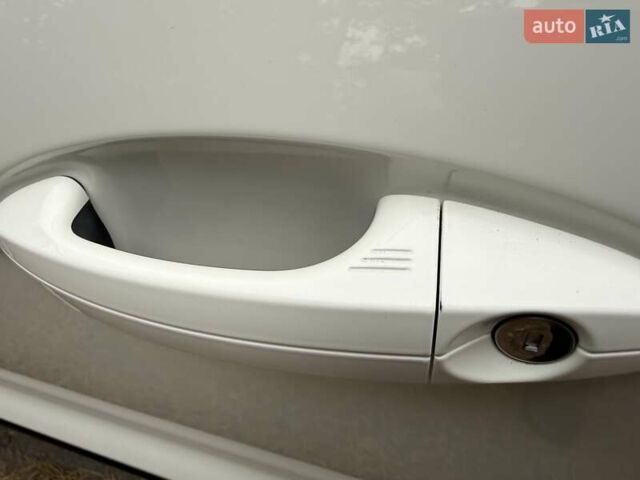 Білий Форд Екоспорт, об'ємом двигуна 2 л та пробігом 96 тис. км за 12700 $, фото 14 на Automoto.ua