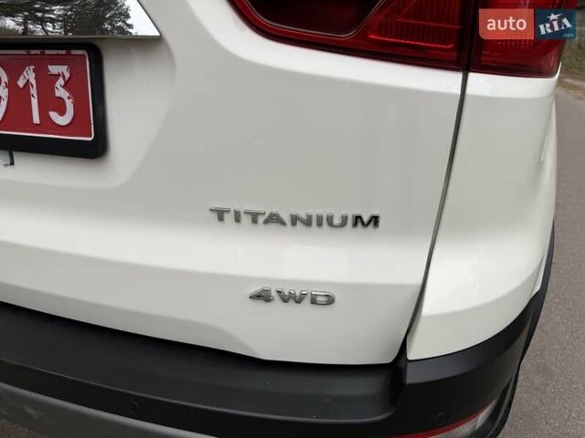 Білий Форд Екоспорт, об'ємом двигуна 2 л та пробігом 95 тис. км за 13200 $, фото 8 на Automoto.ua