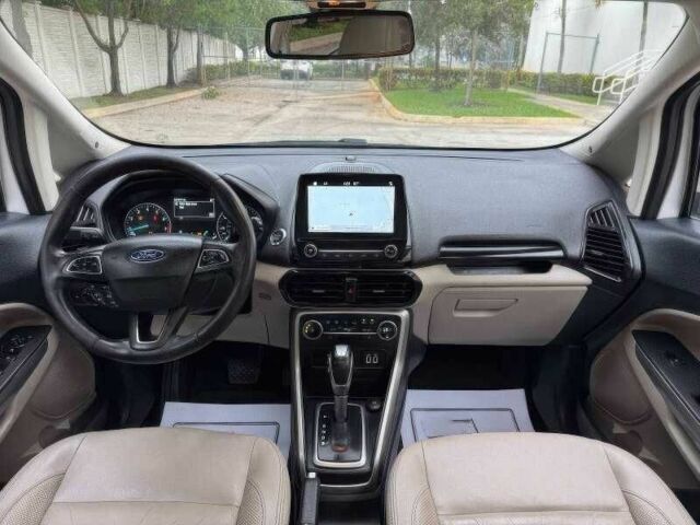 Белый Форд Экоспорт, объемом двигателя 2 л и пробегом 88 тыс. км за 1090 $, фото 10 на Automoto.ua