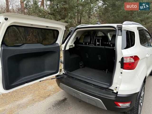 Білий Форд Екоспорт, об'ємом двигуна 2 л та пробігом 96 тис. км за 12700 $, фото 7 на Automoto.ua