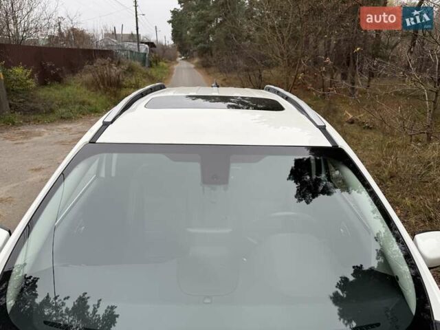 Білий Форд Екоспорт, об'ємом двигуна 2 л та пробігом 95 тис. км за 13200 $, фото 3 на Automoto.ua