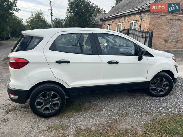Белый Форд Экоспорт, объемом двигателя 1 л и пробегом 100 тыс. км за 12100 $, фото 5 на Automoto.ua