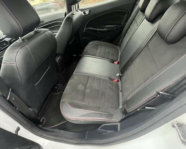 Белый Форд Экоспорт, объемом двигателя 1 л и пробегом 66 тыс. км за 11377 $, фото 14 на Automoto.ua