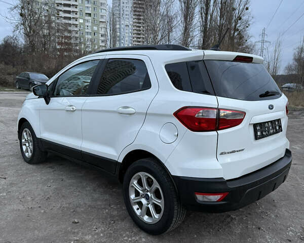Білий Форд Екоспорт, об'ємом двигуна 1 л та пробігом 145 тис. км за 10500 $, фото 4 на Automoto.ua