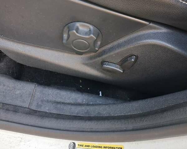 Белый Форд Экоспорт, объемом двигателя 2 л и пробегом 47 тыс. км за 14500 $, фото 21 на Automoto.ua