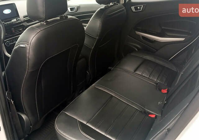 Білий Форд Екоспорт, об'ємом двигуна 2 л та пробігом 75 тис. км за 12900 $, фото 8 на Automoto.ua