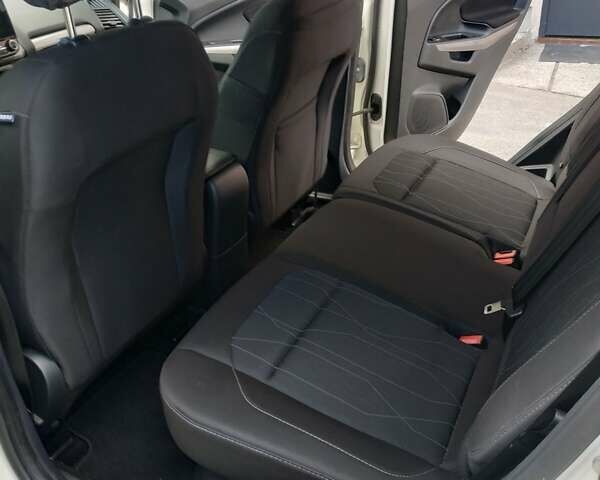 Білий Форд Екоспорт, об'ємом двигуна 1 л та пробігом 57 тис. км за 12900 $, фото 1 на Automoto.ua