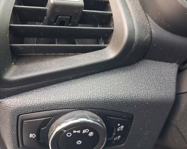 Белый Форд Экоспорт, объемом двигателя 2 л и пробегом 47 тыс. км за 14500 $, фото 24 на Automoto.ua