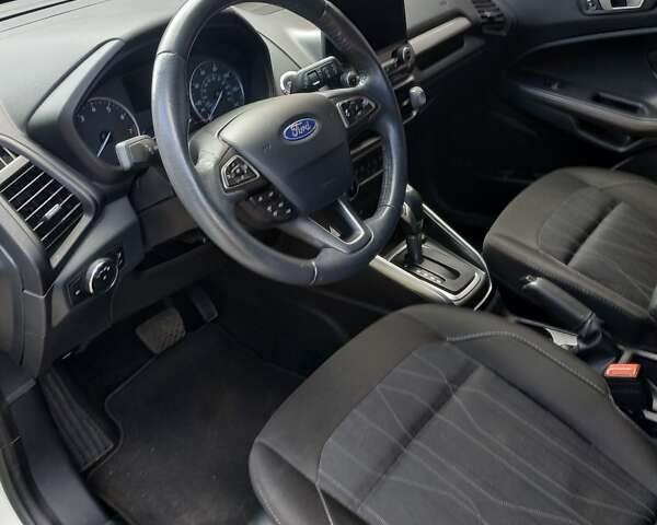 Білий Форд Екоспорт, об'ємом двигуна 1 л та пробігом 57 тис. км за 12900 $, фото 12 на Automoto.ua