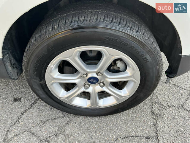 Белый Форд Экоспорт, объемом двигателя 2 л и пробегом 68 тыс. км за 13500 $, фото 43 на Automoto.ua