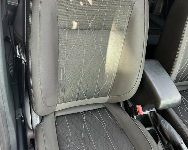 Форд Екоспорт 2020 у Києві на Automoto.ua Білий Форд Екоспорт, об'ємом двигуна 1 л та пробігом 58 тис. км за 12990 $, фото 14 на Automoto.ua