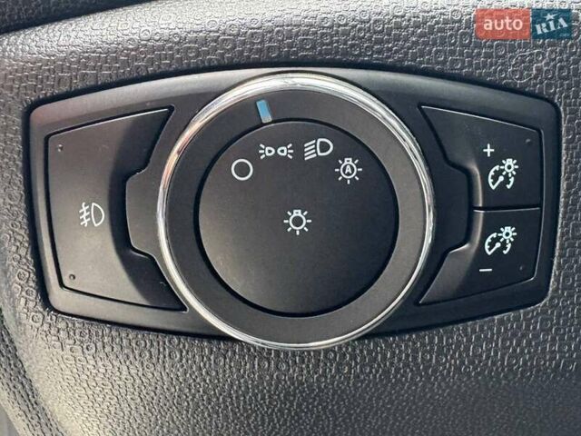 Белый Форд Экоспорт, объемом двигателя 2 л и пробегом 82 тыс. км за 13490 $, фото 17 на Automoto.ua