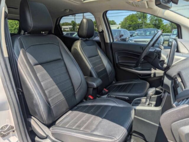 Белый Форд Экоспорт, объемом двигателя 1 л и пробегом 33 тыс. км за 4000 $, фото 8 на Automoto.ua