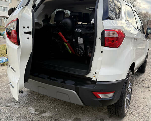 Белый Форд Экоспорт, объемом двигателя 2 л и пробегом 173 тыс. км за 14000 $, фото 20 на Automoto.ua