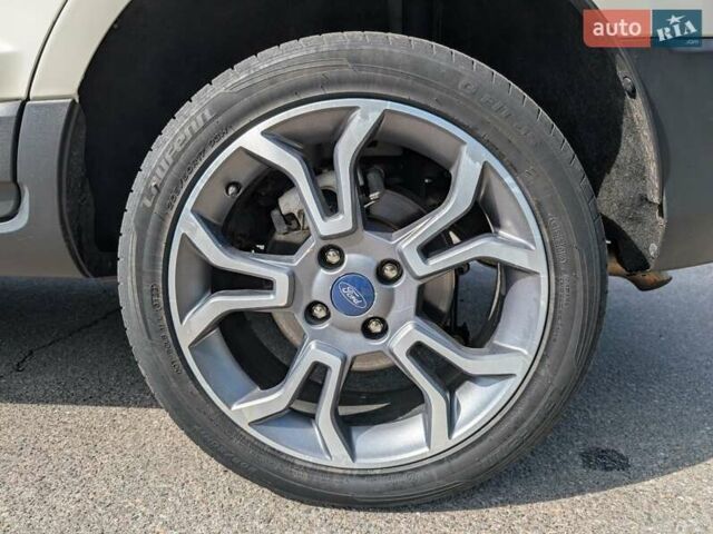 Белый Форд Экоспорт, объемом двигателя 2 л и пробегом 82 тыс. км за 12890 $, фото 11 на Automoto.ua
