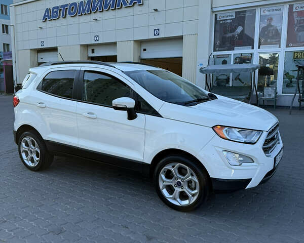 Белый Форд Экоспорт, объемом двигателя 1 л и пробегом 19 тыс. км за 13500 $, фото 4 на Automoto.ua