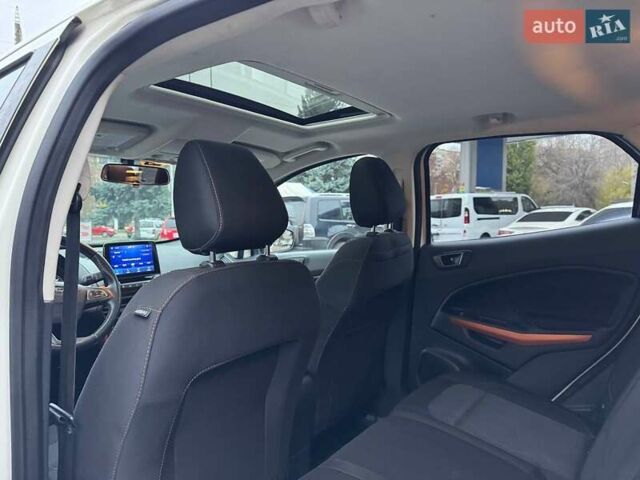 Белый Форд Экоспорт, объемом двигателя 2 л и пробегом 155 тыс. км за 13900 $, фото 14 на Automoto.ua