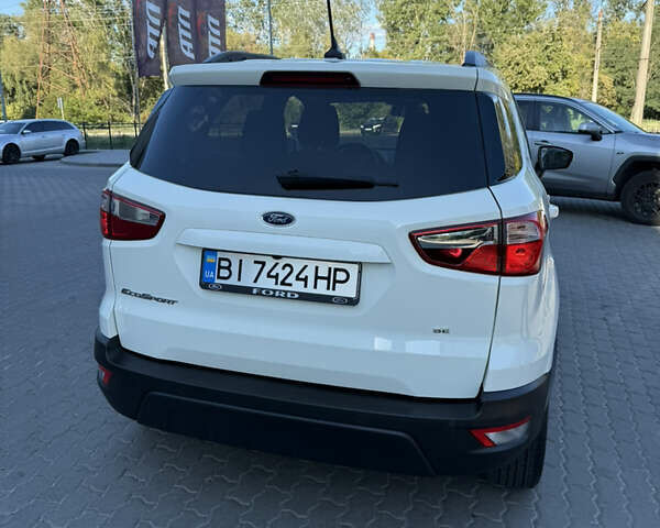 Белый Форд Экоспорт, объемом двигателя 1 л и пробегом 19 тыс. км за 13500 $, фото 3 на Automoto.ua