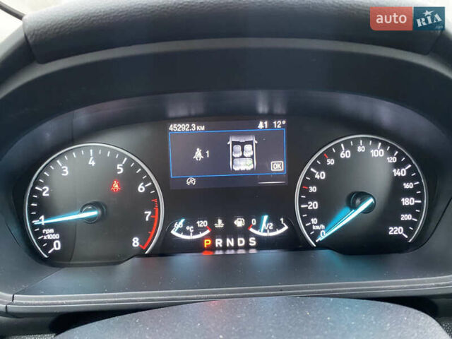 Білий Форд Екоспорт, об'ємом двигуна 1 л та пробігом 45 тис. км за 15900 $, фото 31 на Automoto.ua