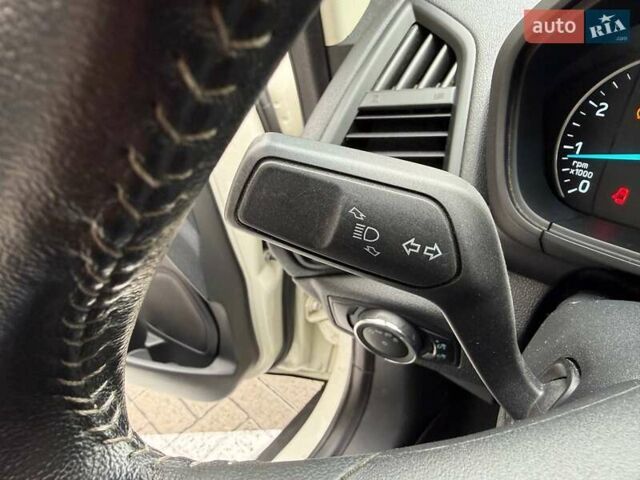 Белый Форд Экоспорт, объемом двигателя 2 л и пробегом 82 тыс. км за 13990 $, фото 17 на Automoto.ua