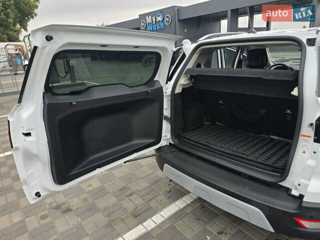 Форд Экоспорт 2020 в Киеве на Automoto.ua Белый Форд Экоспорт, объемом двигателя 1 л и пробегом 45 тыс. км за 16600 $, фото 21 на Automoto.ua