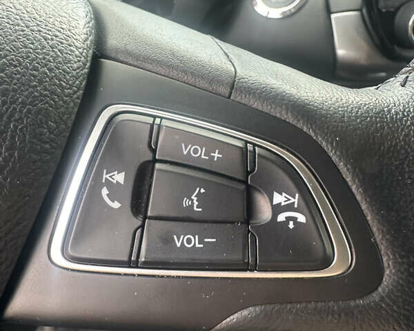 Форд Екоспорт 2020 у Києві на Automoto.ua Білий Форд Екоспорт, об'ємом двигуна 1 л та пробігом 58 тис. км за 12990 $, фото 24 на Automoto.ua