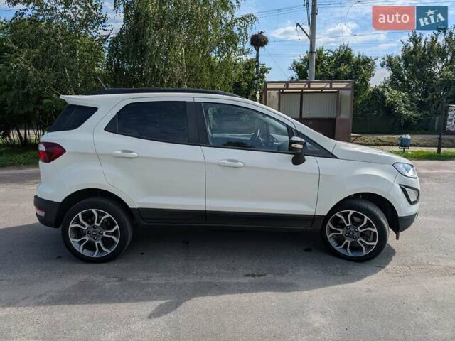 Белый Форд Экоспорт, объемом двигателя 2 л и пробегом 82 тыс. км за 12890 $, фото 1 на Automoto.ua