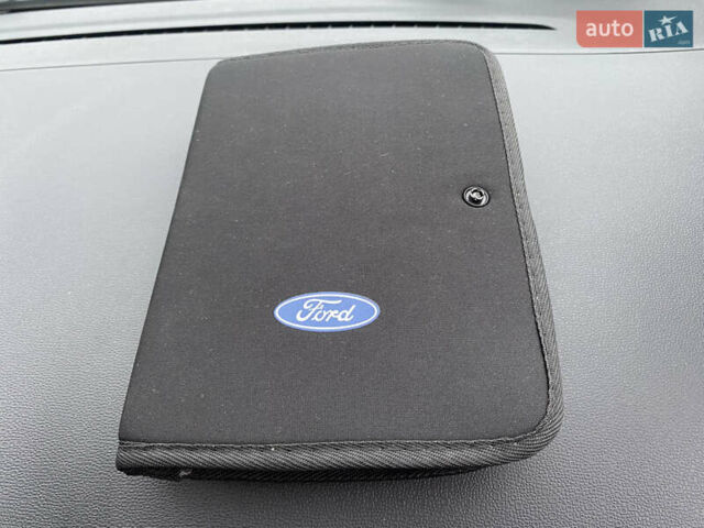Білий Форд Екоспорт, об'ємом двигуна 1 л та пробігом 45 тис. км за 15900 $, фото 34 на Automoto.ua