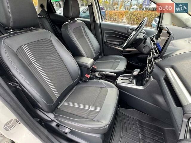 Белый Форд Экоспорт, объемом двигателя 2 л и пробегом 82 тыс. км за 13490 $, фото 10 на Automoto.ua