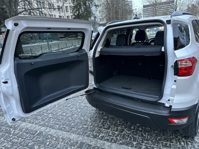 Белый Форд Экоспорт, объемом двигателя 2 л и пробегом 4 тыс. км за 14300 $, фото 6 на Automoto.ua