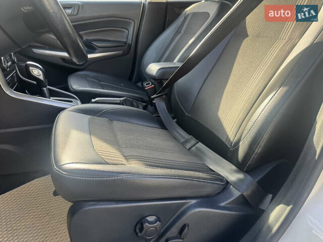 Белый Форд Экоспорт, объемом двигателя 2 л и пробегом 70 тыс. км за 12800 $, фото 14 на Automoto.ua