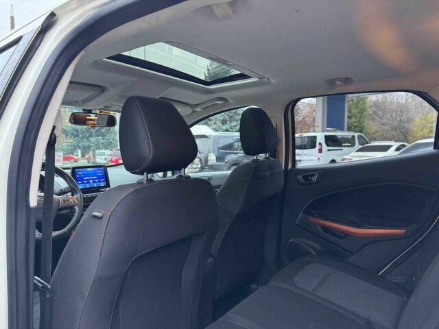 Белый Форд Экоспорт, объемом двигателя 2 л и пробегом 155 тыс. км за 13900 $, фото 12 на Automoto.ua