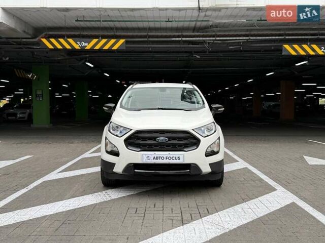 Белый Форд Экоспорт, объемом двигателя 2 л и пробегом 82 тыс. км за 13990 $, фото 2 на Automoto.ua