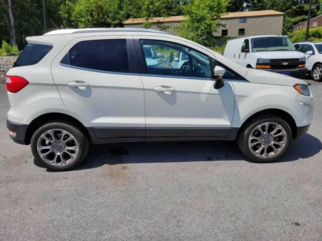 Білий Форд Екоспорт, об'ємом двигуна 2 л та пробігом 50 тис. км за 8800 $, фото 7 на Automoto.ua