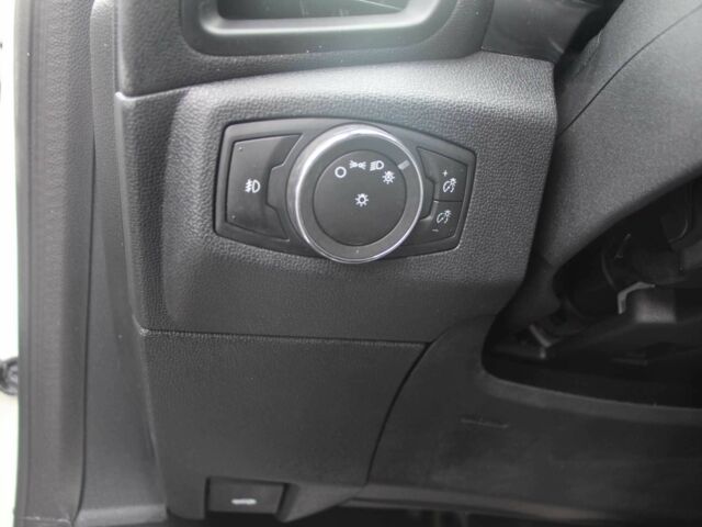 Форд Экоспорт 2020 в Одессе на Automoto.ua Белый Форд Экоспорт, объемом двигателя 1.99 л и пробегом 105 тыс. км за 14700 $, фото 7 на Automoto.ua