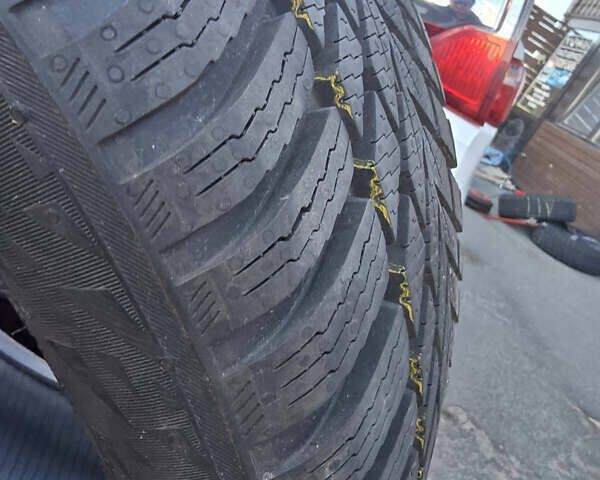 Форд Экоспорт 2020 в Киеве на Automoto.ua Белый Форд Экоспорт, объемом двигателя 1 л и пробегом 45 тыс. км за 16600 $, фото 37 на Automoto.ua