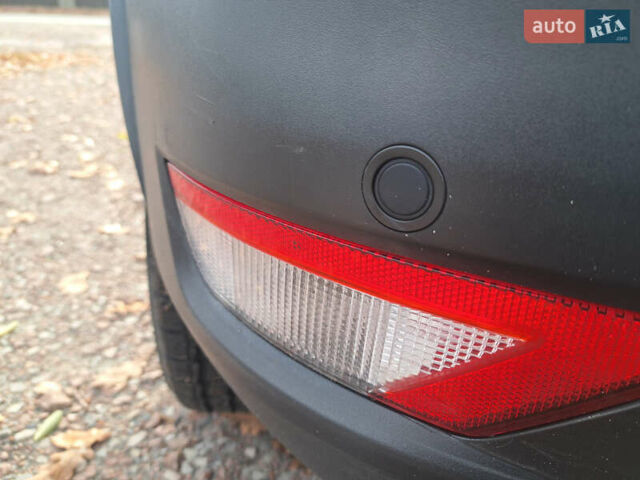 Білий Форд Екоспорт, об'ємом двигуна 2 л та пробігом 93 тис. км за 13600 $, фото 31 на Automoto.ua