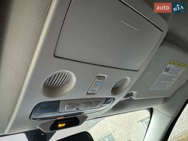 Белый Форд Экоспорт, объемом двигателя 2 л и пробегом 66 тыс. км за 13000 $, фото 43 на Automoto.ua