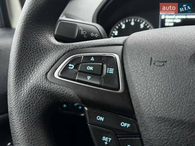 Белый Форд Экоспорт, объемом двигателя 2 л и пробегом 66 тыс. км за 13000 $, фото 34 на Automoto.ua