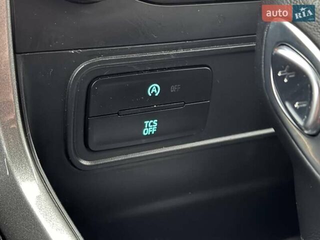 Белый Форд Экоспорт, объемом двигателя 2 л и пробегом 66 тыс. км за 13000 $, фото 32 на Automoto.ua