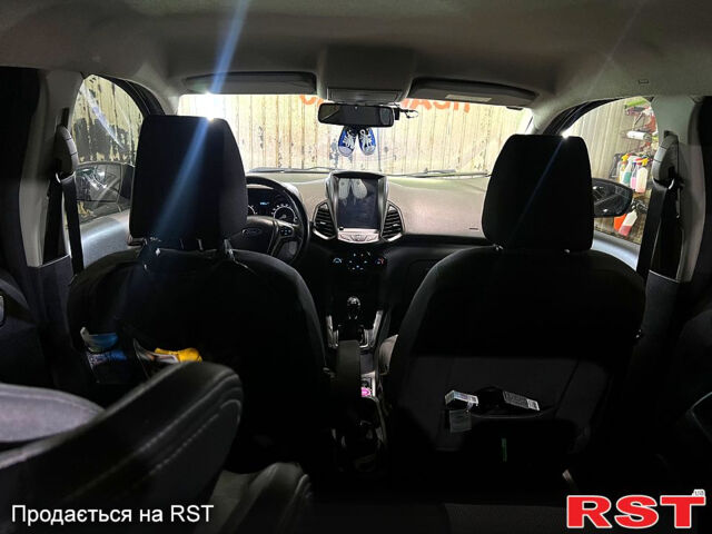 Чорний Форд Екоспорт, об'ємом двигуна 1.5 л та пробігом 153 тис. км за 11500 $, фото 5 на Automoto.ua