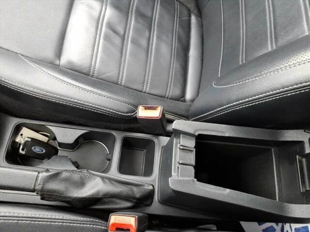 Черный Форд Экоспорт, объемом двигателя 1 л и пробегом 49 тыс. км за 1500 $, фото 10 на Automoto.ua