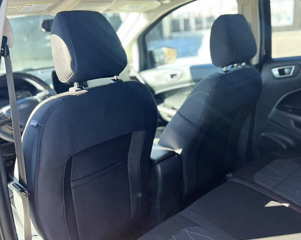 Черный Форд Экоспорт, объемом двигателя 2 л и пробегом 83 тыс. км за 12300 $, фото 3 на Automoto.ua