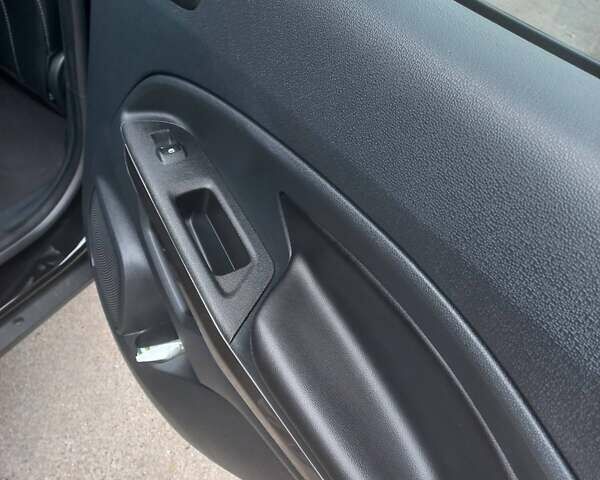 Чорний Форд Екоспорт, об'ємом двигуна 2 л та пробігом 98 тис. км за 13400 $, фото 24 на Automoto.ua