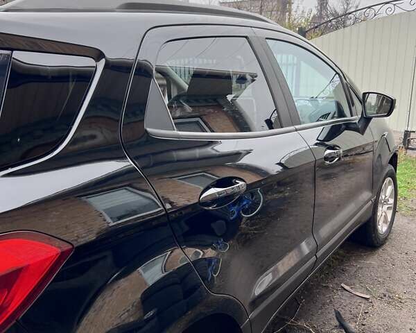 Чорний Форд Екоспорт, об'ємом двигуна 2 л та пробігом 72 тис. км за 14499 $, фото 1 на Automoto.ua