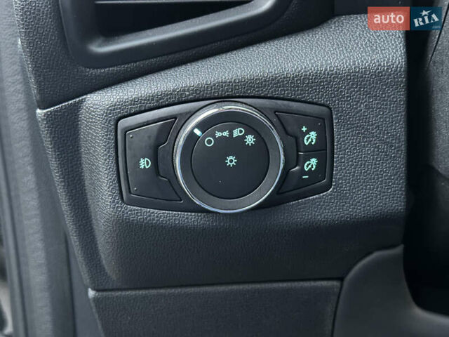 Чорний Форд Екоспорт, об'ємом двигуна 2 л та пробігом 57 тис. км за 15900 $, фото 34 на Automoto.ua