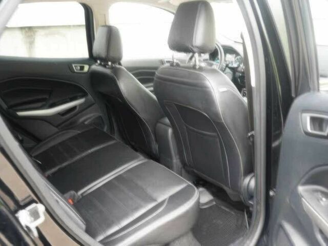 Черный Форд Экоспорт, объемом двигателя 2 л и пробегом 14 тыс. км за 12000 $, фото 13 на Automoto.ua