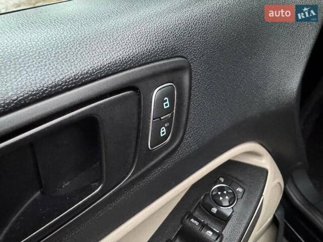 Черный Форд Экоспорт, объемом двигателя 2 л и пробегом 57 тыс. км за 12500 $, фото 28 на Automoto.ua