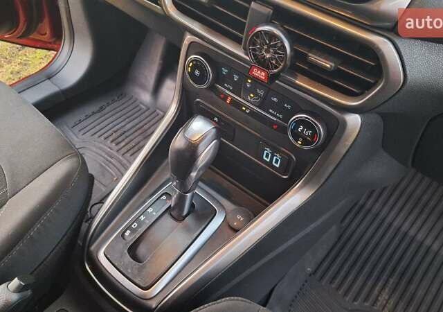 Червоний Форд Екоспорт, об'ємом двигуна 1 л та пробігом 141 тис. км за 11800 $, фото 15 на Automoto.ua