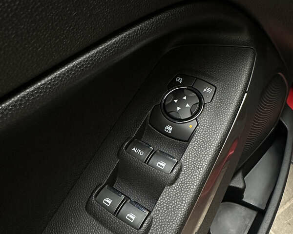 Красный Форд Экоспорт, объемом двигателя 2 л и пробегом 43 тыс. км за 14200 $, фото 18 на Automoto.ua